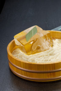 Enjoy carefully selected "udon" in Shinsaibashi
