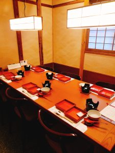 Enjoy Japanese cuisine in a private room in Shinsaibashi [Udon Chiri Honke Nishiya Honten]