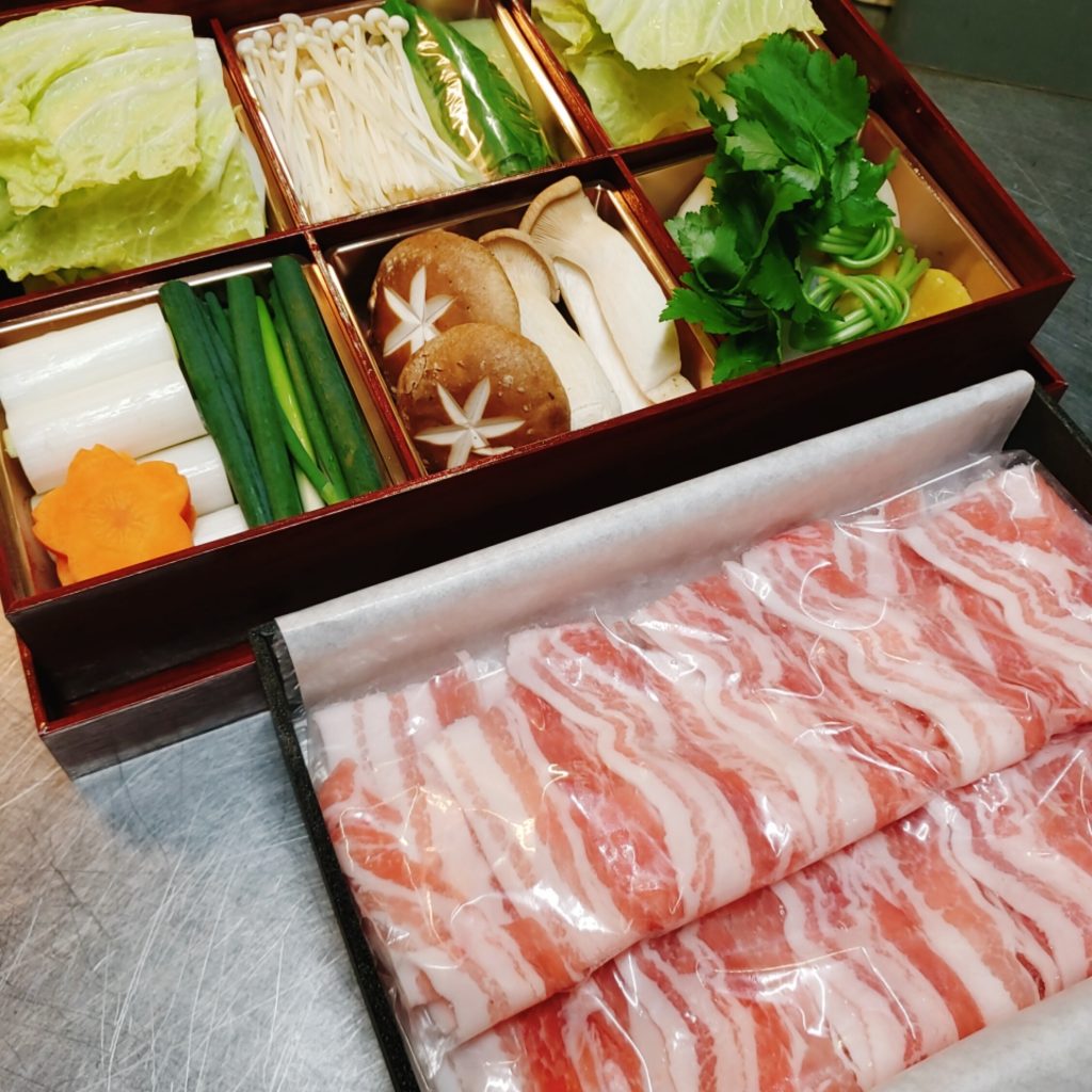 A Japanese restaurant where you can enjoy shabu-shabu in Shinsaibashi [Udon Chiri Honke Nishiya Honten]