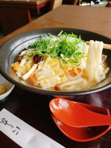 心斎橋でうどんが美味しい和食店【うどんちり本家　にし家本店】